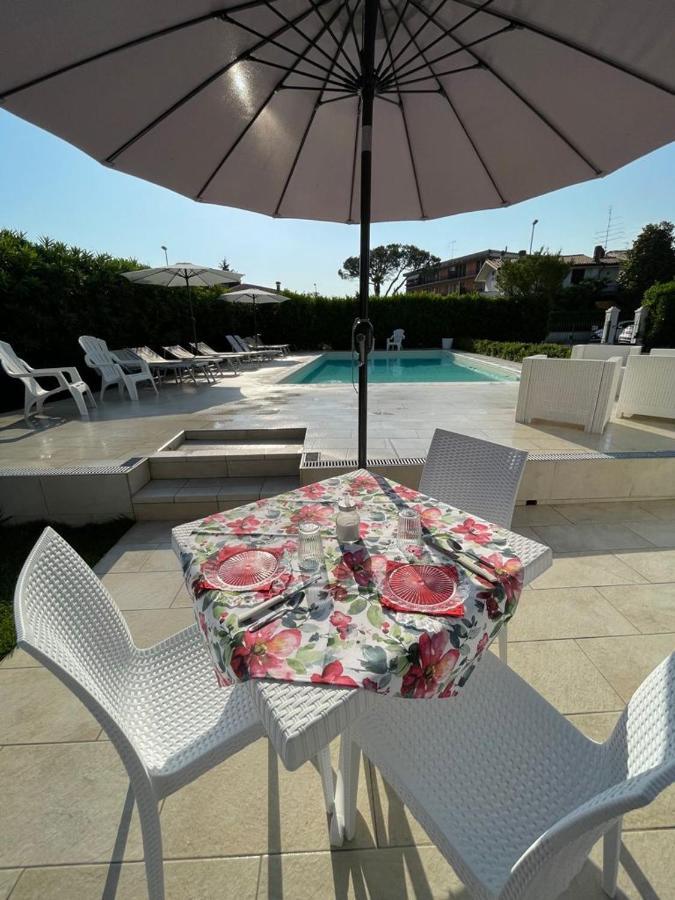 Bed And Breakfast Da Beatrice Sirmione Exterior foto
