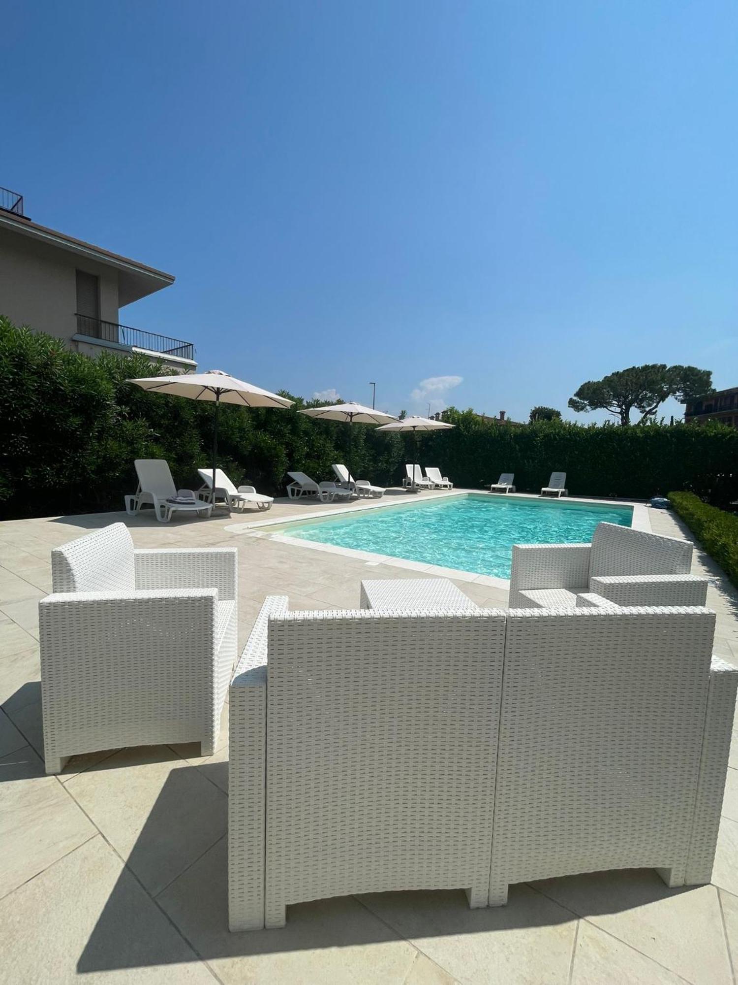 Bed And Breakfast Da Beatrice Sirmione Exterior foto