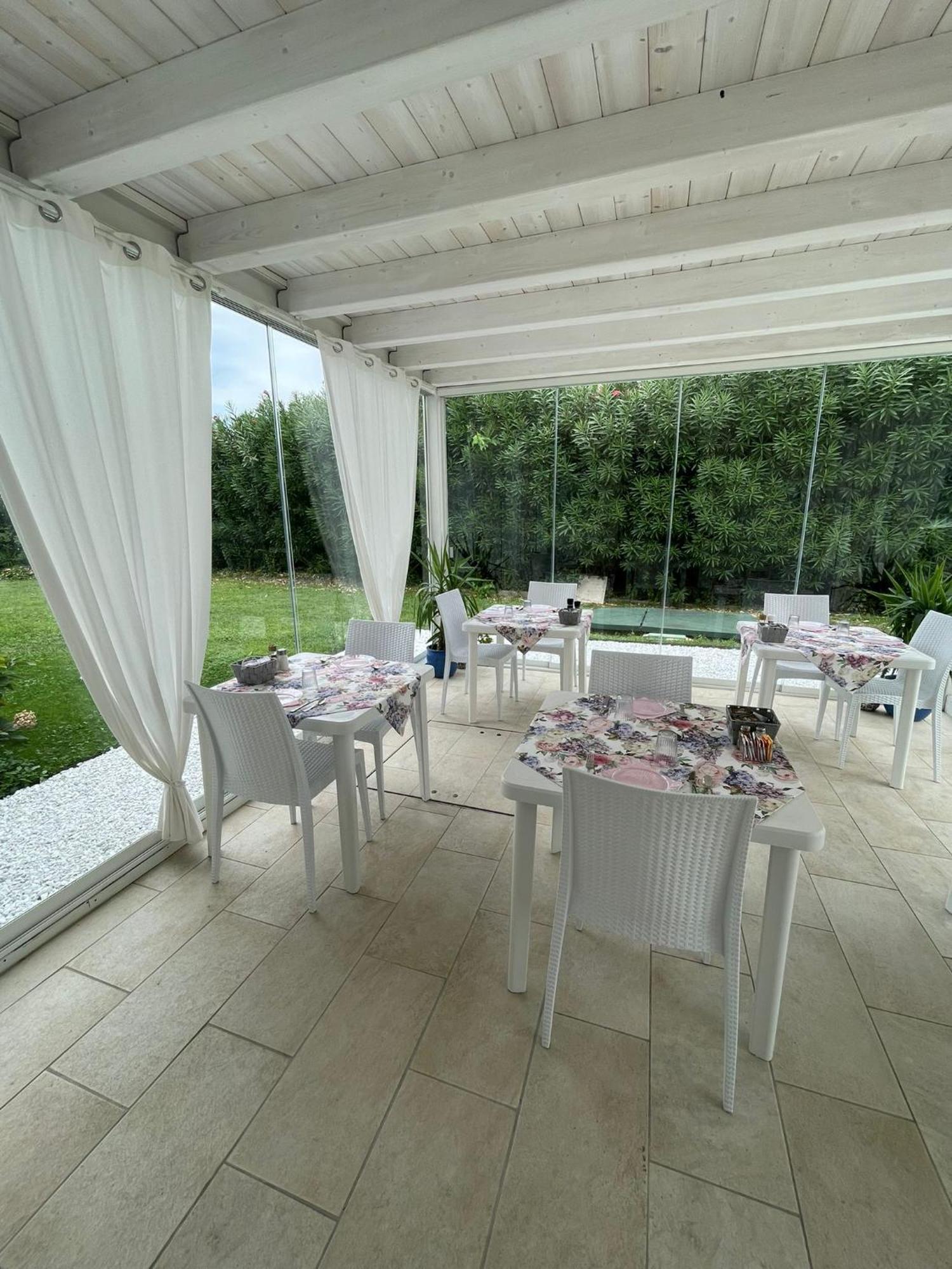 Bed And Breakfast Da Beatrice Sirmione Exterior foto